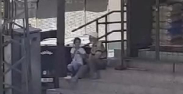 Yaşlı adam yanına çağırdığı çocuğu taciz ederken yakalandı - Resim: 2