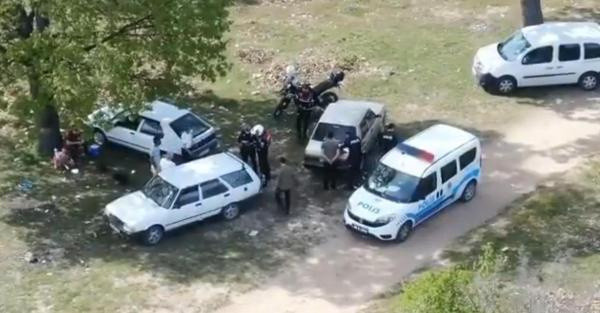 Kırklareli'den pes dedirten görüntü! Tam kapanmada piknik yapanlar drona yakalandı - Resim: 0