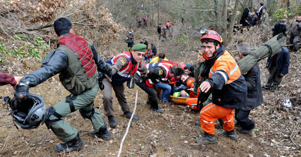 İznik'te düşen helikoptere ulaşıldı - Resim: 1
