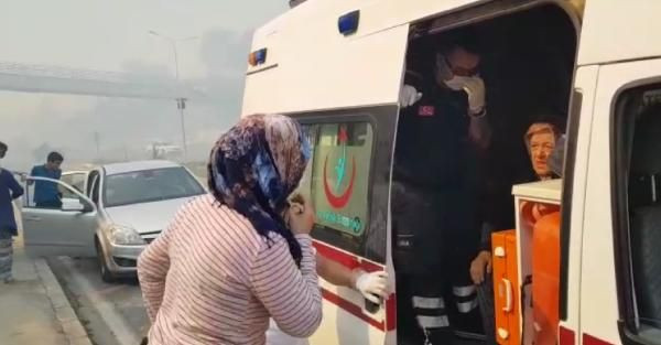 Göz gözü görmüyor! Hatay Belen'deki orman yangını yerleşim yerlerine sıçradı - Resim: 1