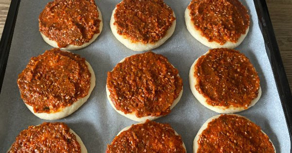 Hatay mutfağından biberli ekmek tarifi lezzetiyle baş döndürür! - Resim: 0