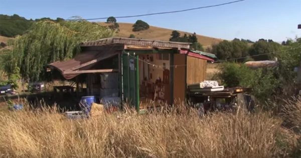 Kirayı ödeyemedi çocuğuyla sokakta kaldı sonrası ise inanılmaz - Resim: 2