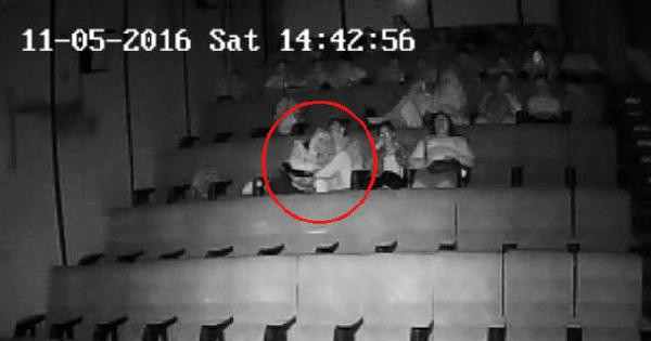 Evli öğretmenle öğrencisinin yasak aşkı sinemada ifşa oldu - Resim: 2