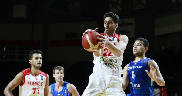 12 Dev Adam ikinci sınavı da başarıyla geçti! Yarı finale yükseldi - Resim: 1