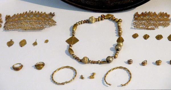 PYD'nin hazineleri ele geçirildi! Afrin'den çalınmış... - Resim: 4