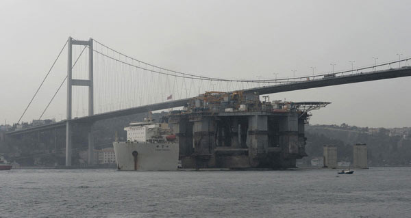 Çin bandıralı gemiyi görenler şaştı kaldı - Resim: 1