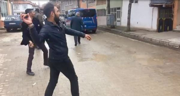 Eve gidince annesine anlattı bakkalda iğrenç olay ortaya çıktı - Resim: 2