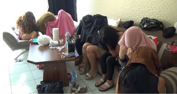 Ankara'da apartmanı genelev yaptı kadınlara 60 erkek kotası koydu - Resim: 2