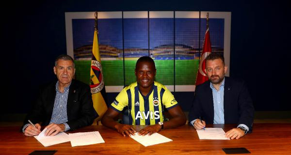 Fenerbahçe, Samatta'yı transfer ettiğini açıkladı - Resim: 0
