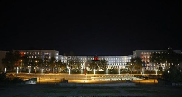 Ömer Çelik'ten AYM Üyesi Engin Yıldırım'ın "Işıklar yanıyor" paylaşımına tepki - Resim: 1