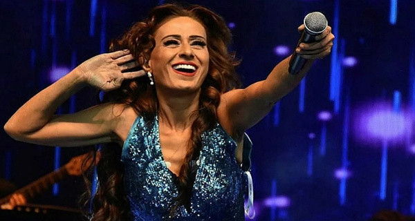 Yıldız Tilbe Gülşen'le ilgili söylediği sözlerle herkesi şok etti! "Meclisin içeriye alınması lazım" - Resim: 1