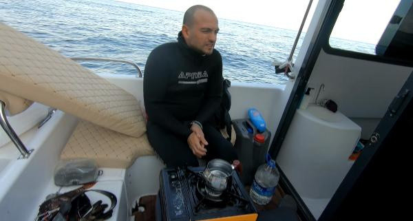 Türkiye'de ortaya çıktı! Ünlü Youtuber Çağdaş Özsarı acıdan dolayı kıvrandı - Resim: 1