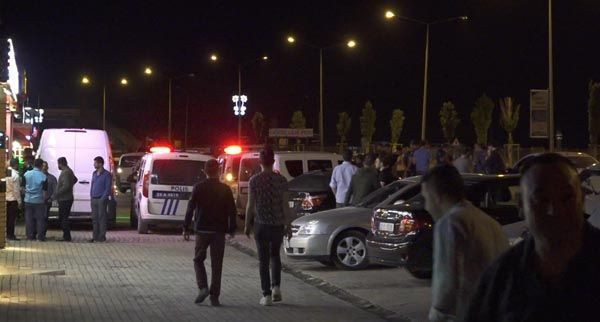 Erzurum'da burada top oynayamazsınız kavgası! Garsonlarla birlikte kardeşini vurdu - Resim: 3