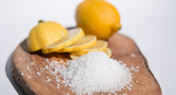 Başucunuzda tuzlu limonu bulundurun ve ertesi gün farkını hissedin - Resim: 0