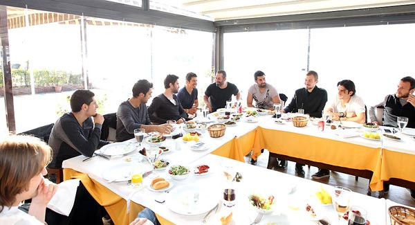 Cem Yılmaz Fener'i ziyaret ederse - Resim: 4