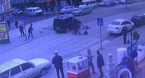 Karabük'te yaya geçidini kullanan engelliye otomobil çarptı - Resim: 3