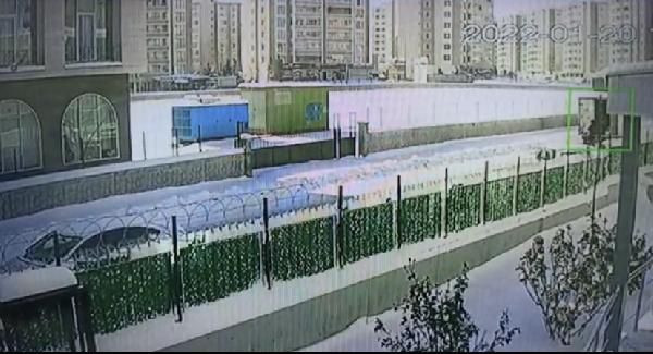 Olay yeri Diyarbakır! Yolda yürürken kamyonetin açılan kapısı çarptı neye uğradığını şaşırdı - Resim: 4