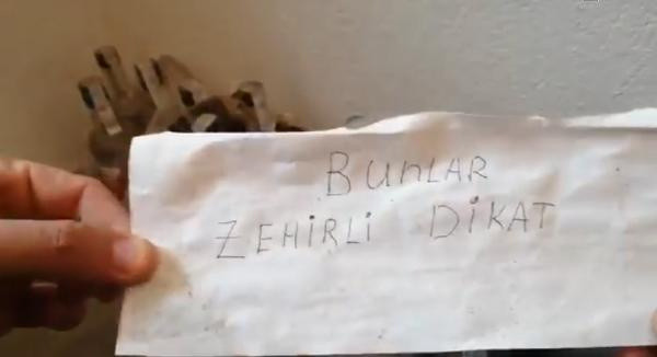 Kocaeli'de ele geçirilen sahte içkilerin üzerinde bulunan not pes dedirtti - Resim: 0