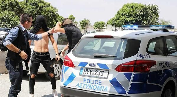 12 İsrailli gencin iğrençliğine bakın! Turiste tecavüz edip kameraya çekmişler - Resim: 4