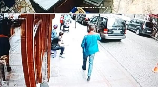 Rize'de eski sevgilisinin saldırısına uğrayan Rabia o anları ilk kez anlattı - Resim: 3