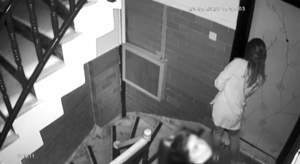 İstanbul'da evlerden altın çalan biri hamile 3 kadın kameralara yakalandı - Resim: 2