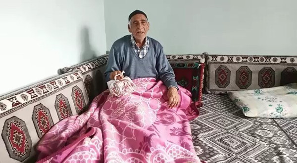 Adıyaman'da ağrıları artan yaşlı adam için 12 kilometre karda yürüdüler - Resim: 0