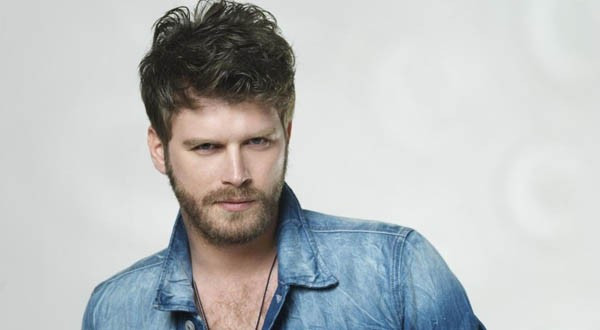 Kızlardan yarım saatte 1300 yorum aldı! - Resim: 4