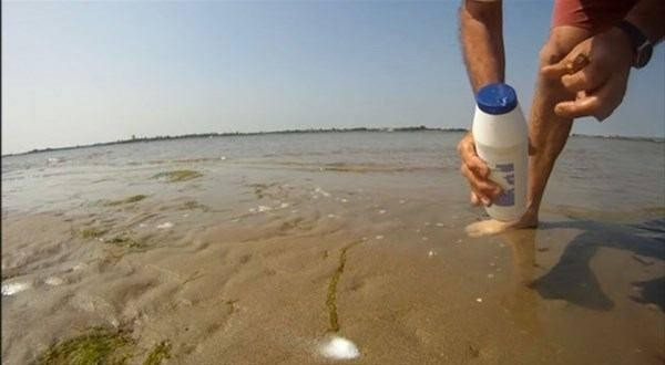 Denizin orta yerine tuz döktü ve bir anda çıkan şey... - Resim: 2