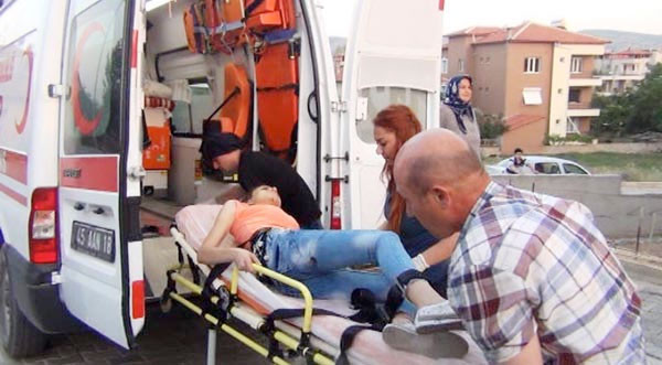 Bacağına demir saplandı!  - Resim: 2