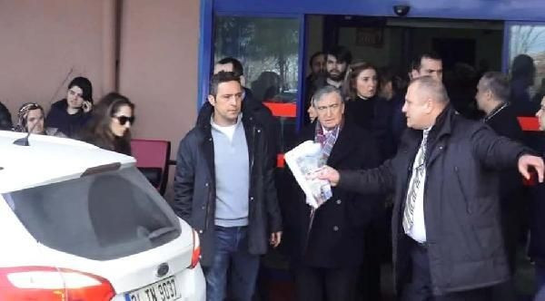 Rahmi Koç'un hastanede yıkıldığı an! - Resim: 2