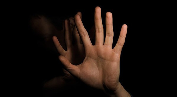 Eniştenin iğrençliğine bakın! Baldızını porno sitelerinde... - Resim: 1