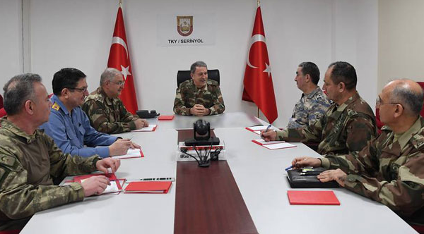 FETÖ'cülerin hedefiydi şimdi harekatı yönetiyor! - Resim: 3