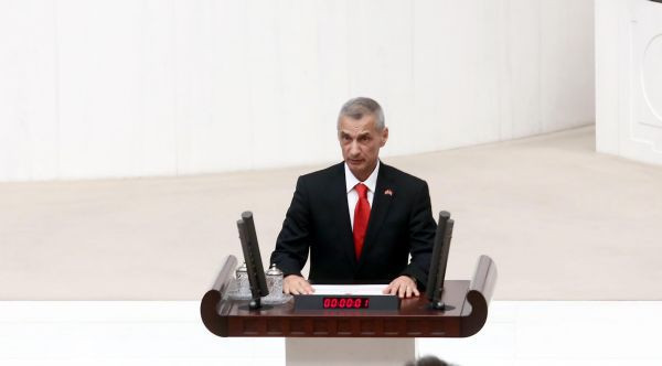 Engin Alan Genel Kurul'da yemin etti - Resim: 1