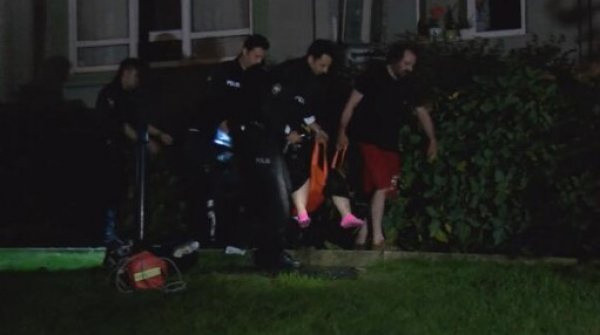 Ataşehir'de kadın doktor apartmanın 8. katından düştü - Resim: 1