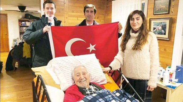 Ambulans uçakla getirilmişti! Prof. Dr. İlhan Başgöz hayatını kaybetti - Resim: 1