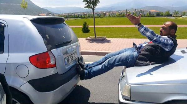 'Yok artık' dedirten görüntü! Çekme halatı yerine... - Resim: 4