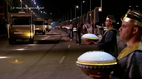 Mısır'da büyük ses getiren mumya geçişinin maliyeti dudak uçuklattı - Resim: 0