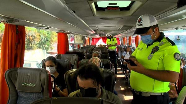 Firma yetkilisinden 'bayat bilet' savunması! PCR testi yaptırmayanlar ve aşısızlar otobüslerden indiriliyor - Resim: 1