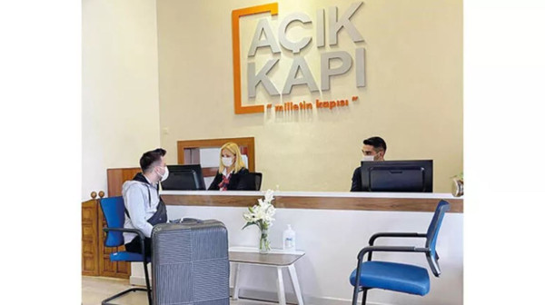 Genç kızdan Ordu Valisine beklenmedik cevap! Fatih Çekirge yazdı: 'O an böyle bir şey beklemiyorum' - Resim: 0