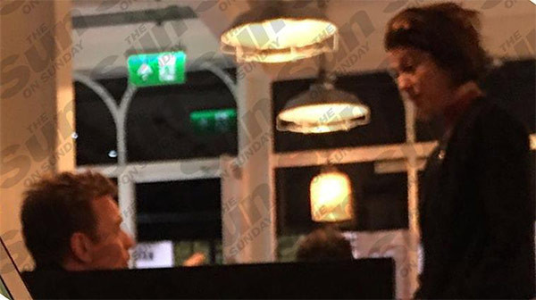 Ünlü oyuncular fena yakalandı! Set aşkı yuva yıktı - Resim: 3