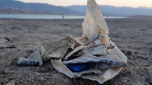 Sivas'ta baraj suyu çekildi ortaya çıkanlar şaşkınlık yarattı - Resim: 1