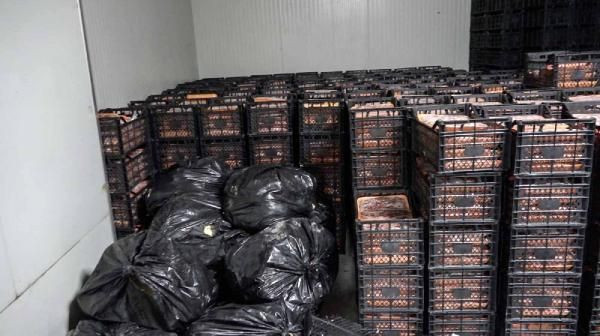 Adana'da 39 ton kokmuş eti vatandaşa yedireceklerdi - Resim: 3