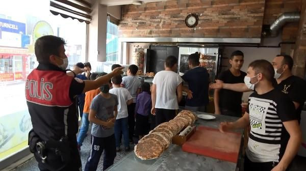 İstanbul'da bedava döner dağıttı polis isyan etti: Yaptığınıza bakın - Resim: 1