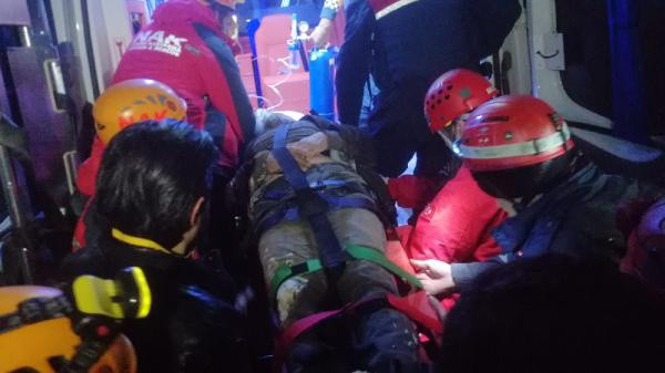 Defineciler mağarada mahsur kaldı! 1 kişi öldü - Resim: 3