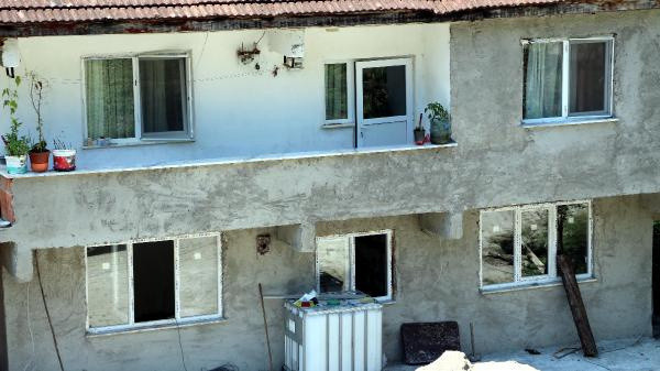 Evde tadilat yapan 2 işçi öldürülüp, ormana gömüldü - Resim: 0