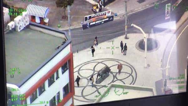 Özel kamerayla kayıt alınıyor! İstanbul'da koronavirüsle mücadeleye polis helikopteri desteği - Resim: 1