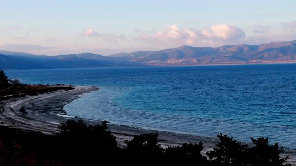Salda Gölü, kuraklık nedeniyle 10 yılda 30 metre çekildi - Resim: 0
