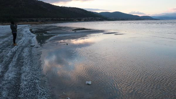 Salda Gölü, kuraklık nedeniyle 10 yılda 30 metre çekildi - Resim: 1