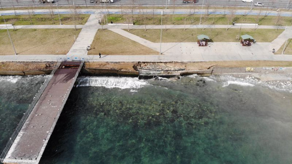 İstanbul'da halkın uğrak noktasıydı! Fırtına sonrası korkutan görüntü - Resim: 0