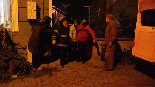 Burdur'da kiraz toplamaya çıkmıştı! Eve gelen torun gördüğü manzarayla şok oldu - Resim: 0